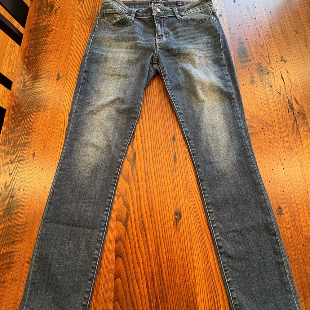 Lucky Brand Lolita Skinny Jeans Women's 4/27 (measures 30 waist) Grunge